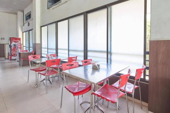 Нагпур: Hotel Adi Nagpur