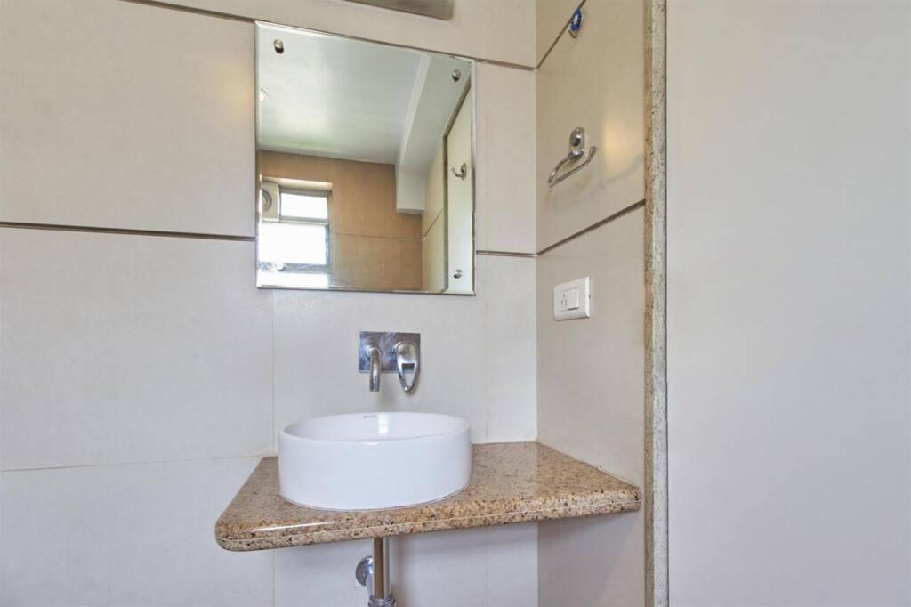 Нагпур: Hotel Adi Nagpur