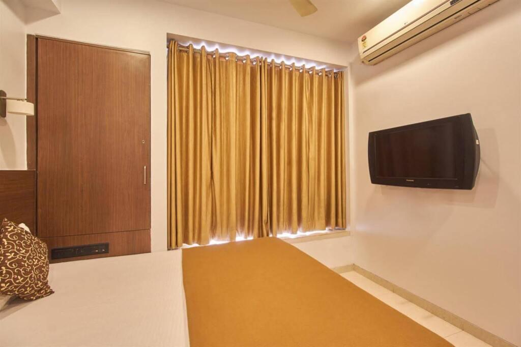 Нагпур: Hotel Adi Nagpur