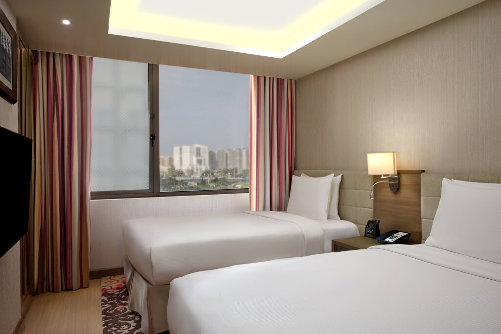 DoubleTree Suites by Hilton Bengaluru Outer Ring Road — фото 2