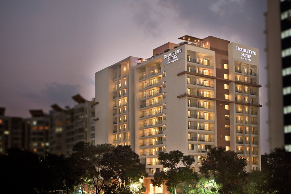 Бангалор: DoubleTree Suites by Hilton Bengaluru Outer Ring Road