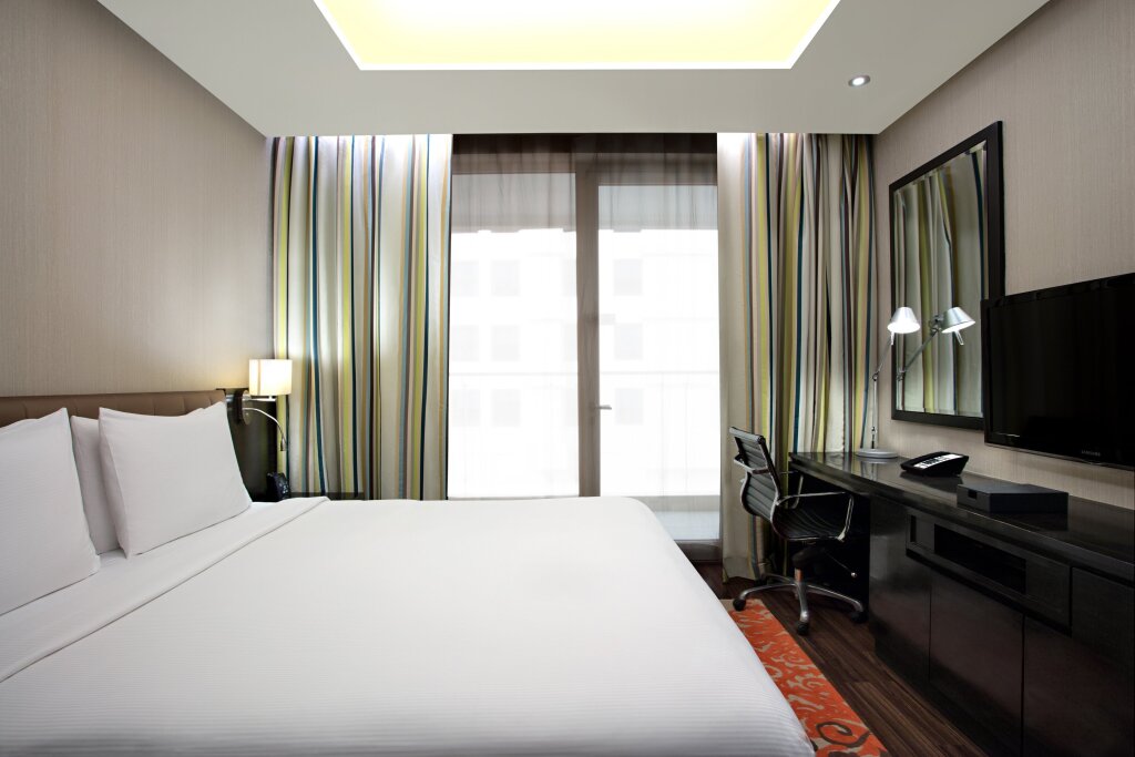 DoubleTree Suites by Hilton Bengaluru Outer Ring Road — фото 3