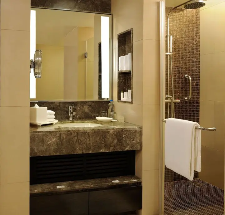 Бангалор: DoubleTree Suites by Hilton Bengaluru Outer Ring Road