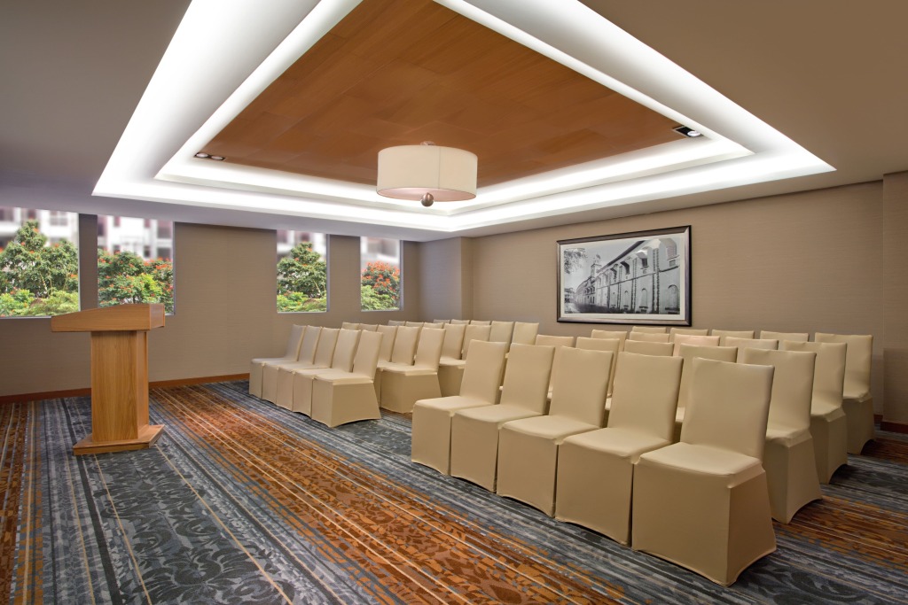 Бангалор: DoubleTree Suites by Hilton Bengaluru Outer Ring Road