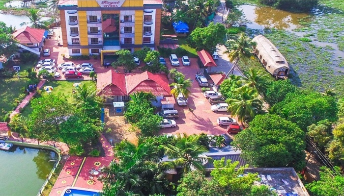 Кумараком: Royal Riviera