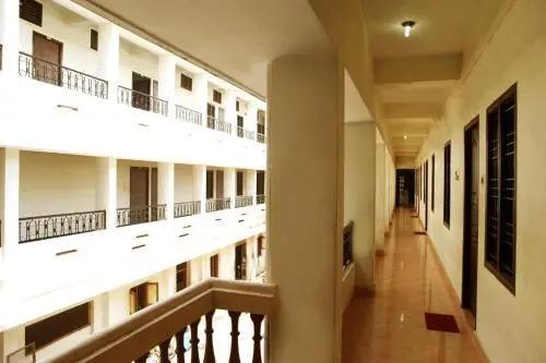 Тируваннамалай: Aakaash Hotel