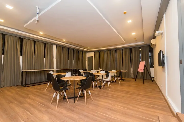 Колката: Oyo Townhouse 011 Esplanade