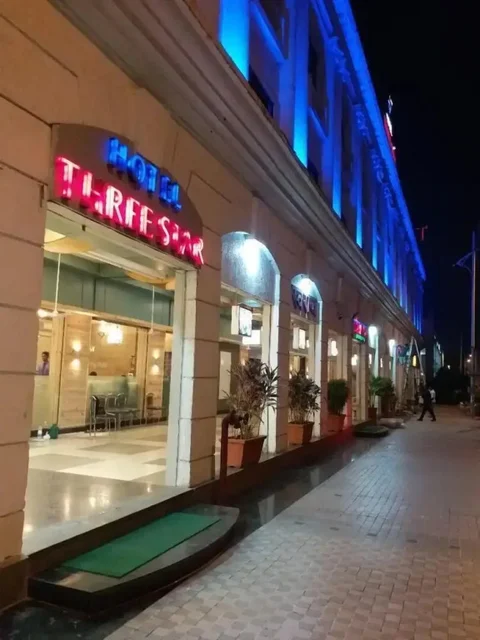Нави-Мумбай: Hotel Three Star Pvt Ltd