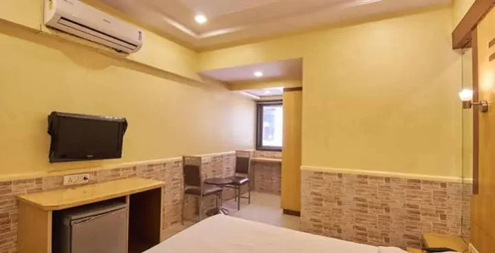 Нави-Мумбай: Hotel Three Star Pvt Ltd