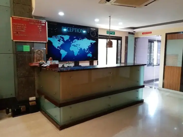 Нави-Мумбай: Hotel Three Star Pvt Ltd