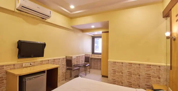 Нави-Мумбай: Hotel Three Star Pvt Ltd