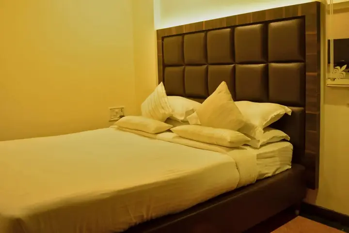 Нави-Мумбай: Hotel Heritage Dakshin
