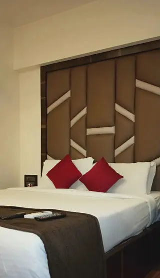 Нави-Мумбай: Hotel Heritage Dakshin