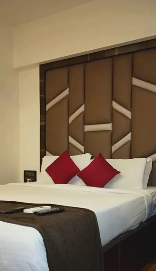 Нави-Мумбай: Hotel Heritage Dakshin