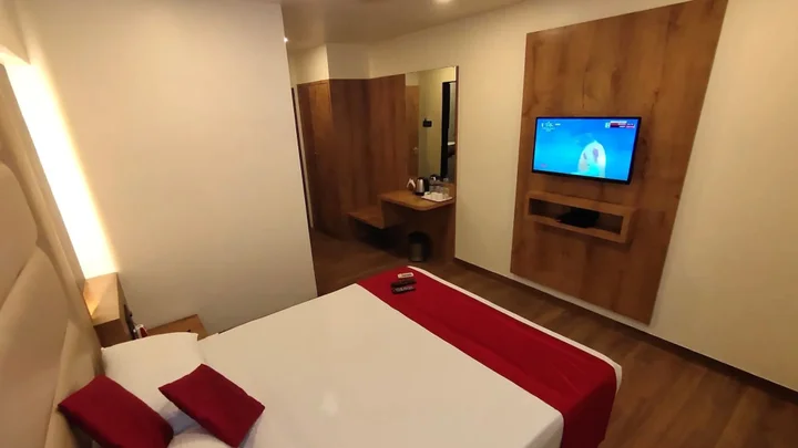Нави-Мумбай: Hotel Heritage Dakshin