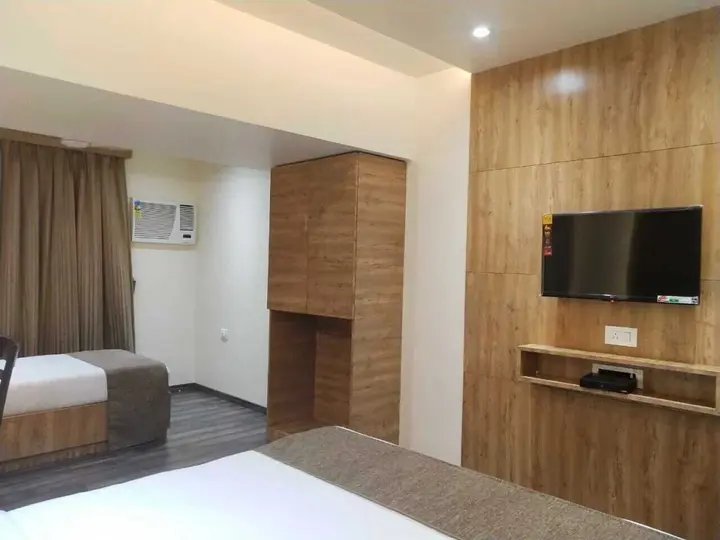 Нави-Мумбай: Hotel Heritage Dakshin
