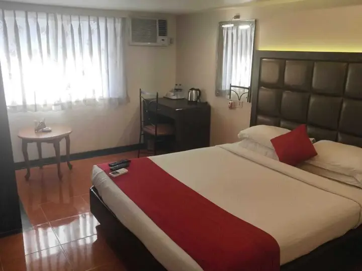 Нави-Мумбай: Hotel Heritage Dakshin