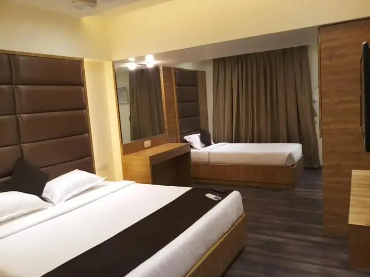Нави-Мумбай: Hotel Heritage Dakshin