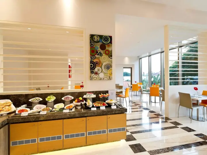 Нашик: ibis Nashik Hotel