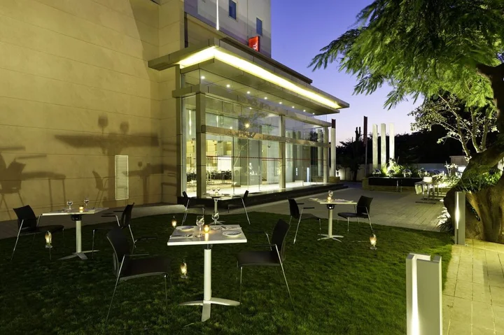 Нашик: ibis Nashik Hotel