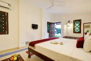 Крепость Jhansi: Hotel Bundelkhand Riverside