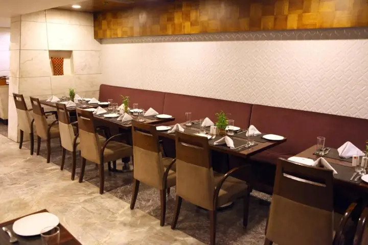 Сурат: Lords Plaza, Surat