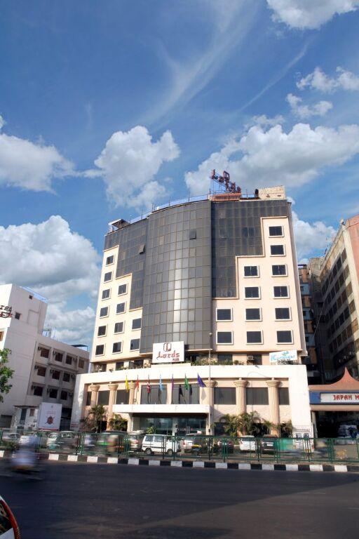 Сурат: Lords Plaza, Surat