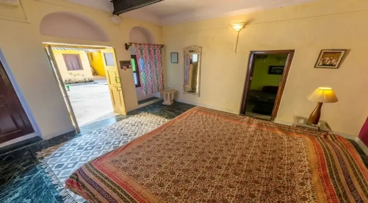 Садри: Hotel Ghanerao Castle Ranakpur