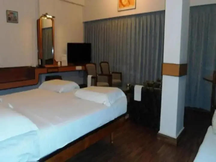 Тирупати: Hotel Sindhuri Park