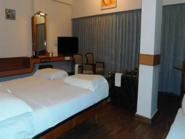Тирупати: Hotel Sindhuri Park