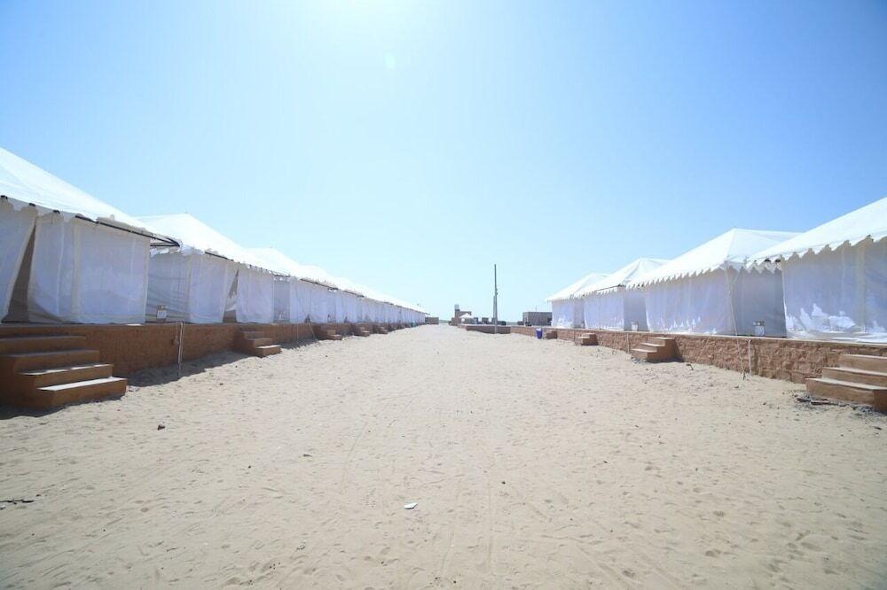 Каной: Sky Blue Desert Camp Jaisalmer