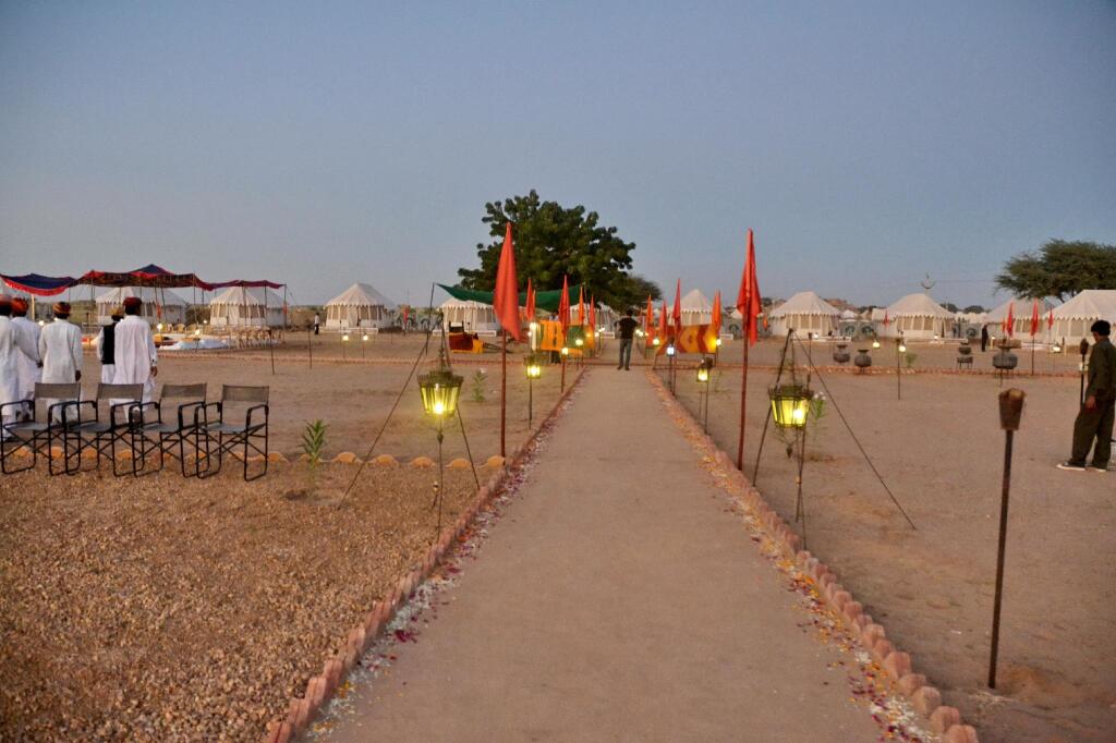Каной: Sky Blue Desert Camp Jaisalmer