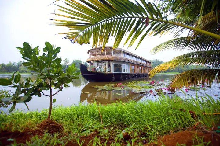 Аллеппи: Kerala Luxury House Boat