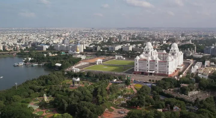 Хидерабад: Radisson Blu Plaza Hotel Hyderabad Banjara Hills