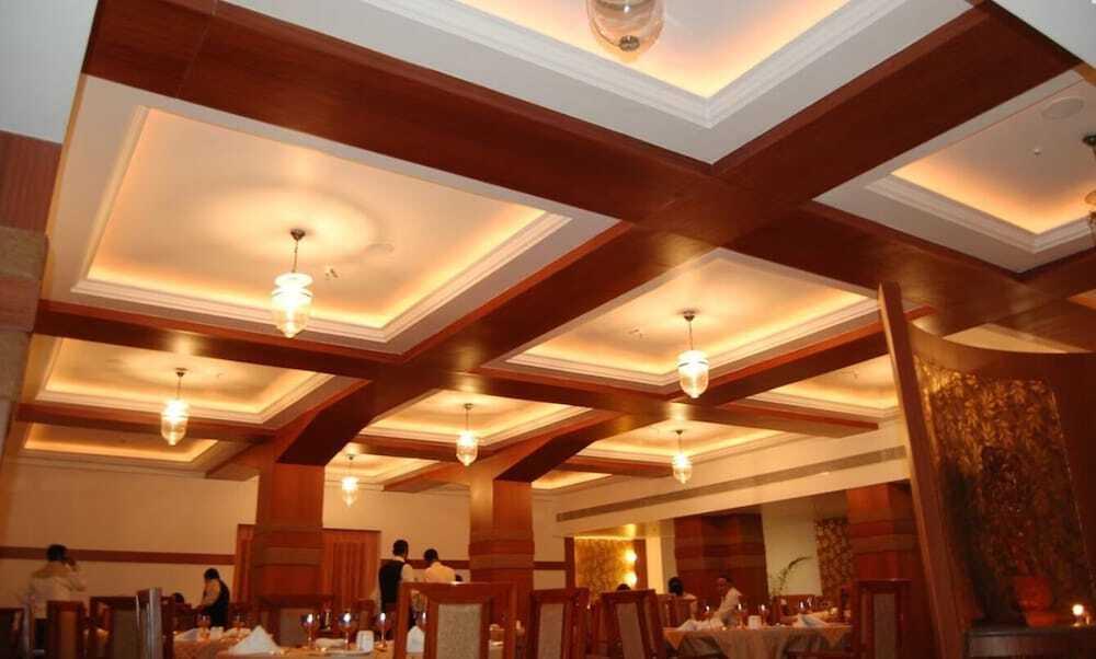 Индаур: Hotel Apna Palace