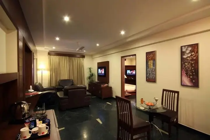 Гандидхам: Lords Plaza Kandla