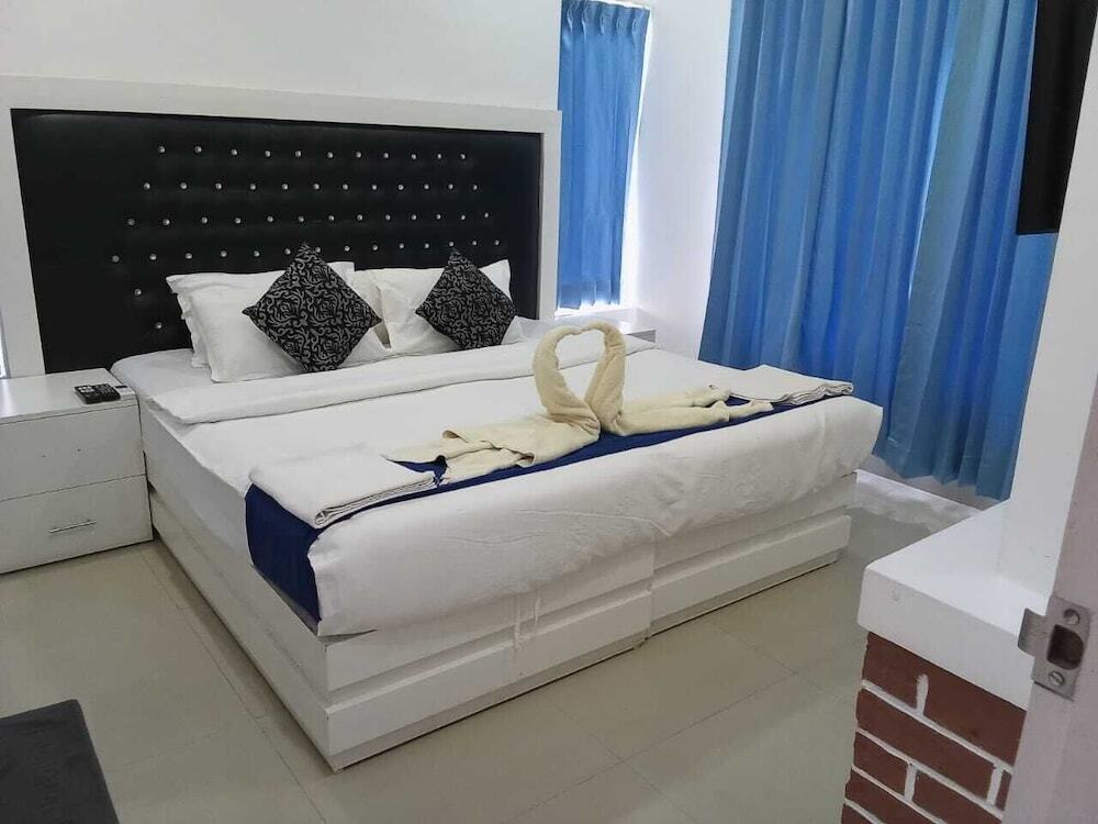 Султан-Батери: Kallat British Resort
