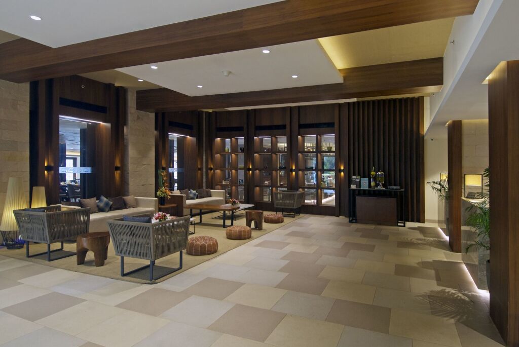Мумбаи: The Resort Mumbai