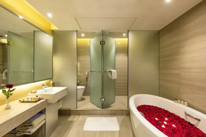 Мумбаи: The Resort Mumbai