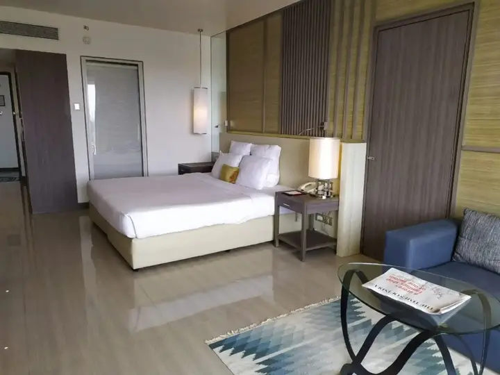Мумбаи: The Resort Mumbai