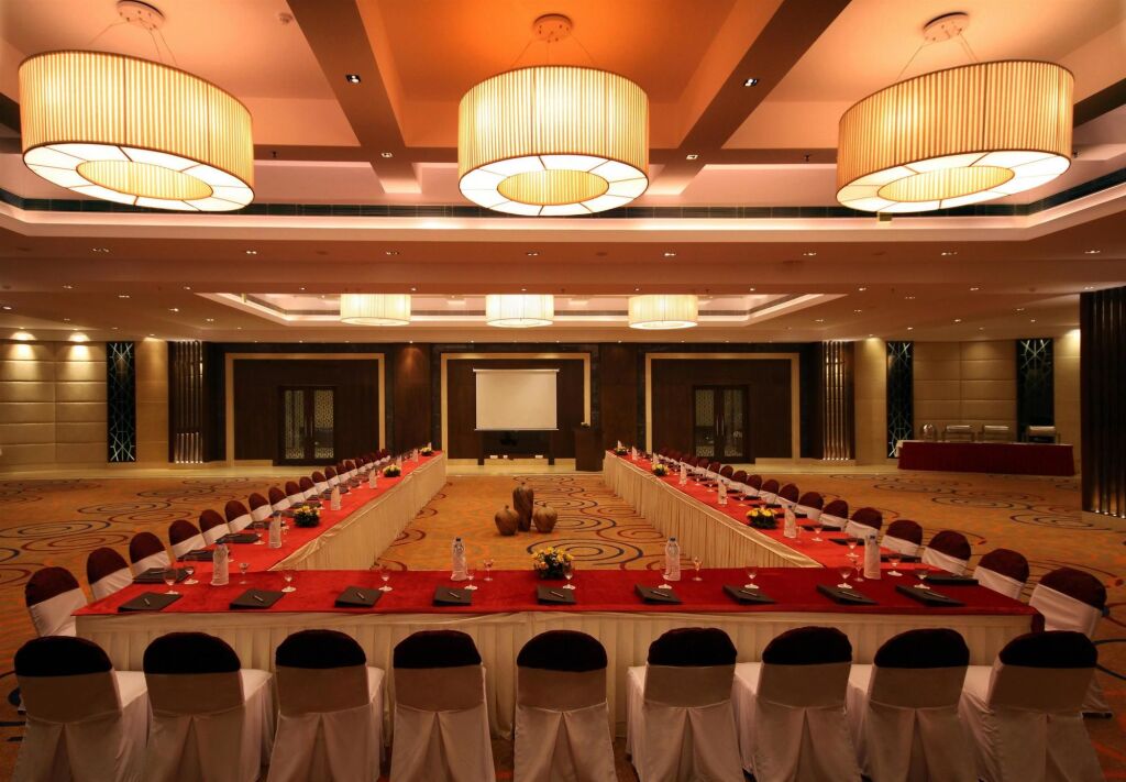 Панчкула: Golden Tulip Chandigarh, Panchkula