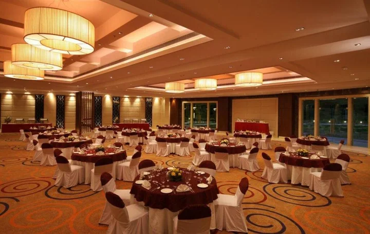 Панчкула: Golden Tulip Chandigarh, Panchkula
