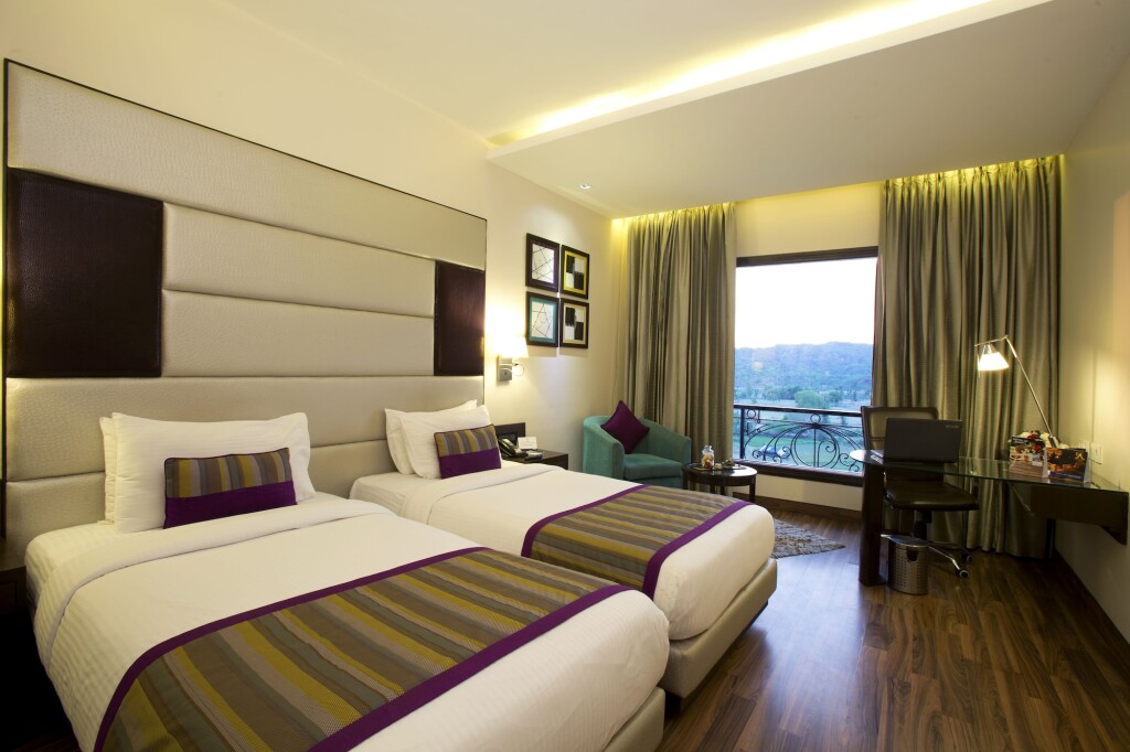 Панчкула: Golden Tulip Chandigarh, Panchkula