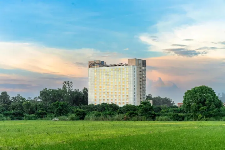 Большая Нойда: Radisson Blu Hotel Greater Noida