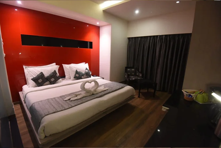 Тхане: VITS Sharanam, Thane