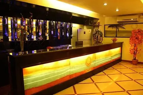 Маргао: Om Shiv Hotel by Oyo Rooms