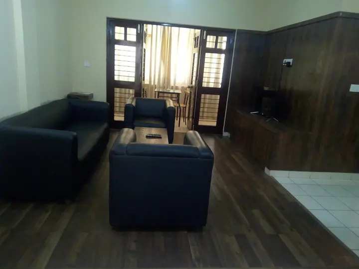 Бангалор: Samrudhii Suites
