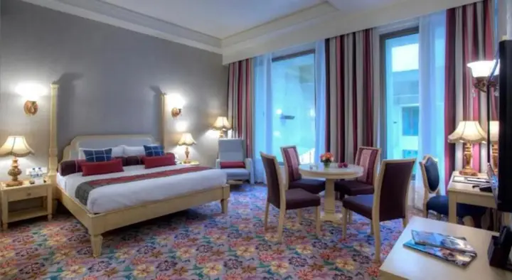 Нави-Мумбай: Royal Tulip Navi Mumbai