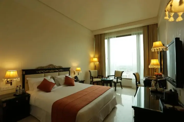 Нави-Мумбай: Royal Tulip Navi Mumbai