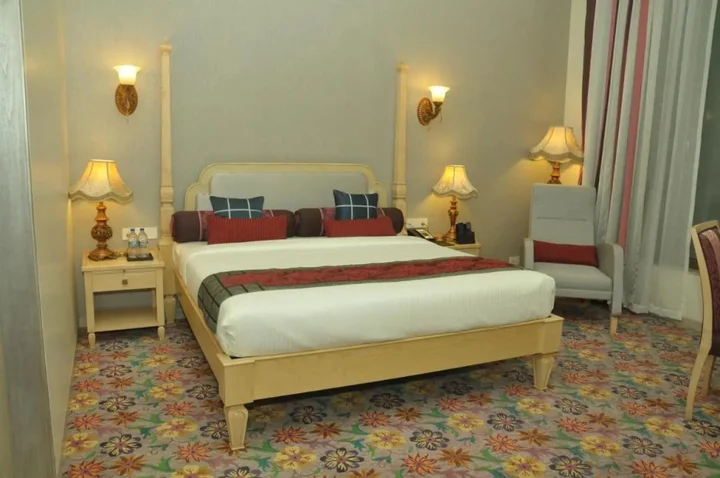 Нави-Мумбай: Royal Tulip Navi Mumbai